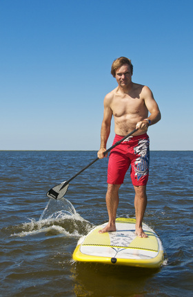 Surfen eine beliebte Wassersportart in China