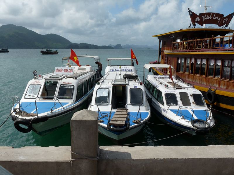 Mit dem Boot zum Schwimmenden Markt